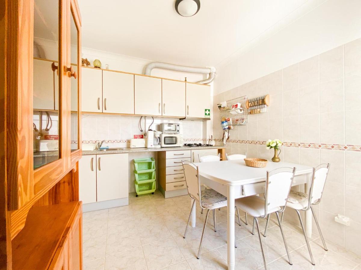 Apartmán Retreat With Terrace And View In Espiche #1887 Exteriér fotografie